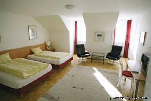 Zunfthaus Zu Wirthen Hotel Solothurn Bilik gambar