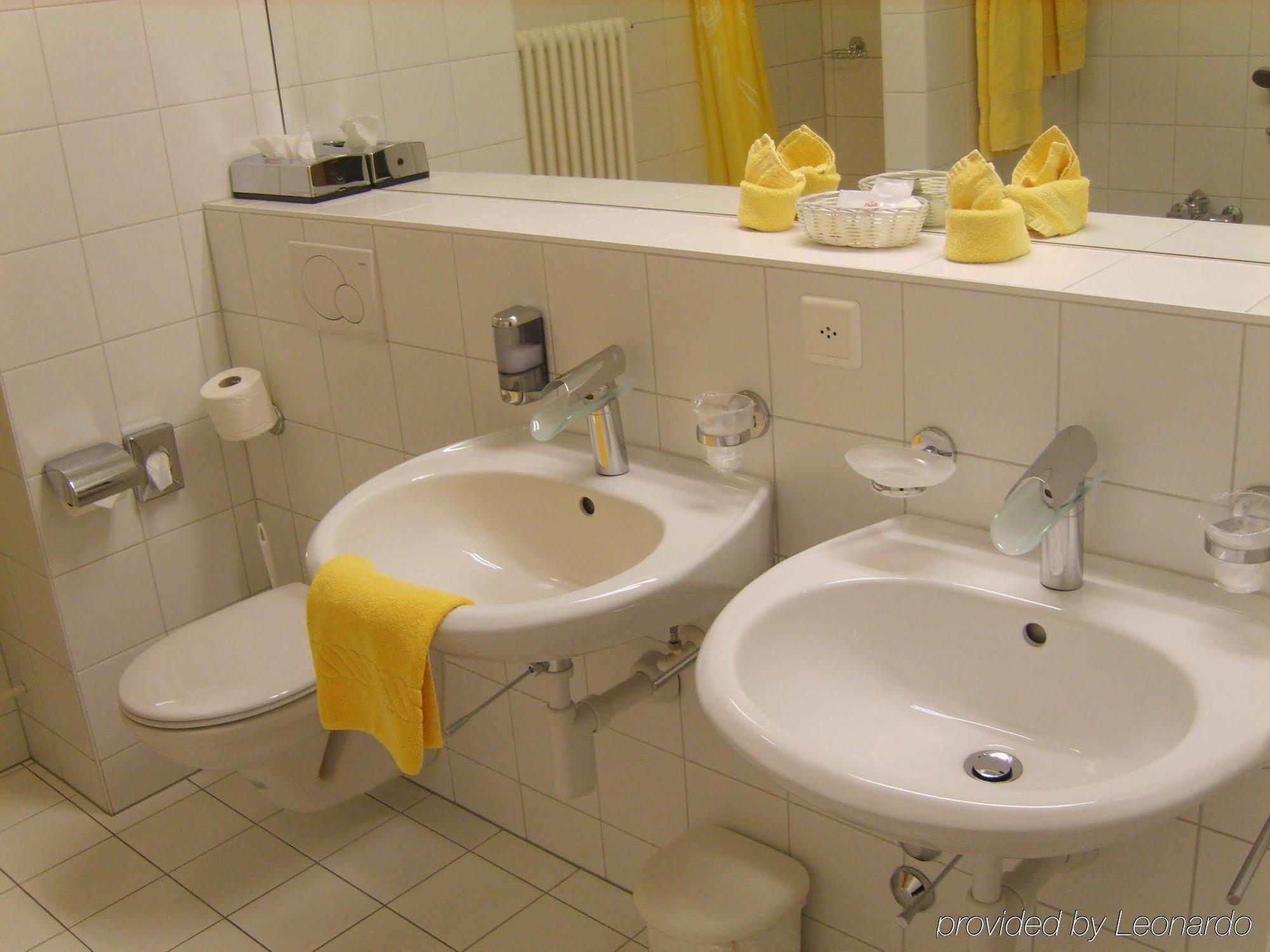 Zunfthaus Zu Wirthen Hotel Solothurn Luaran gambar